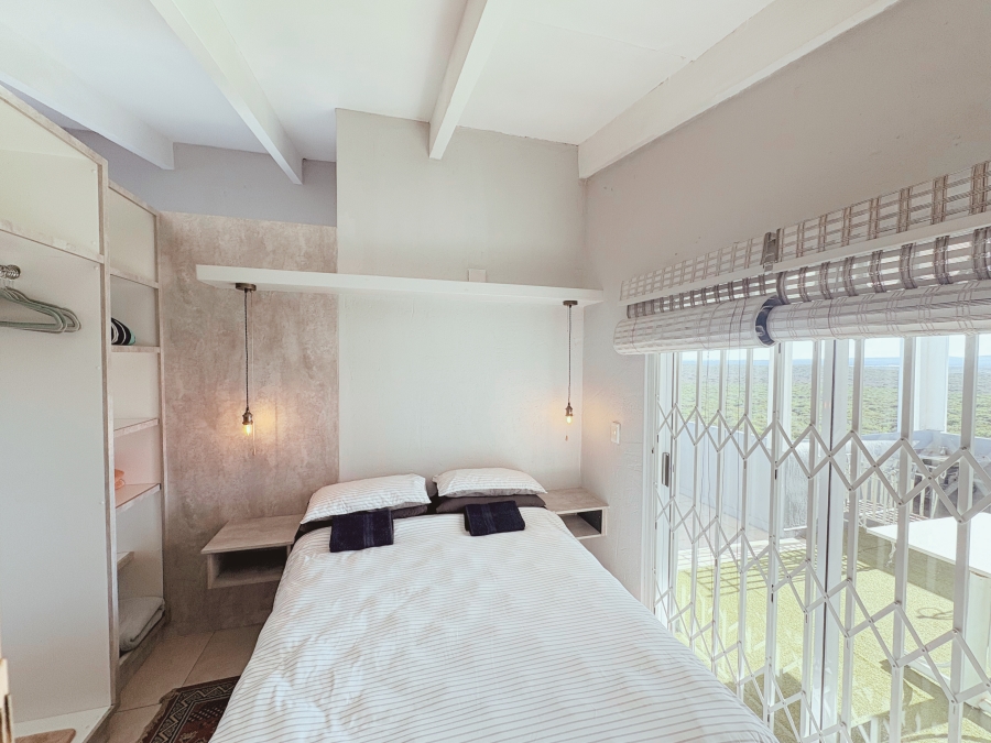 4 Bedroom Property for Sale in Yzerfontein Western Cape